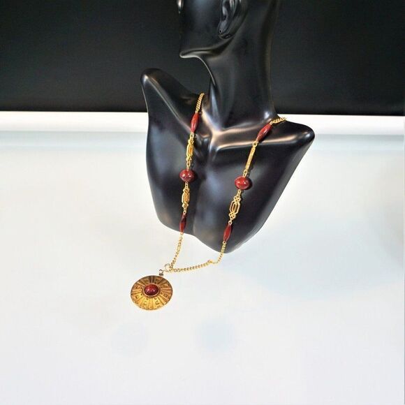 Vintage 1978 Sarah Coventry Safari Medallion Necklace Detachable Pendant - Picture 3 of 9